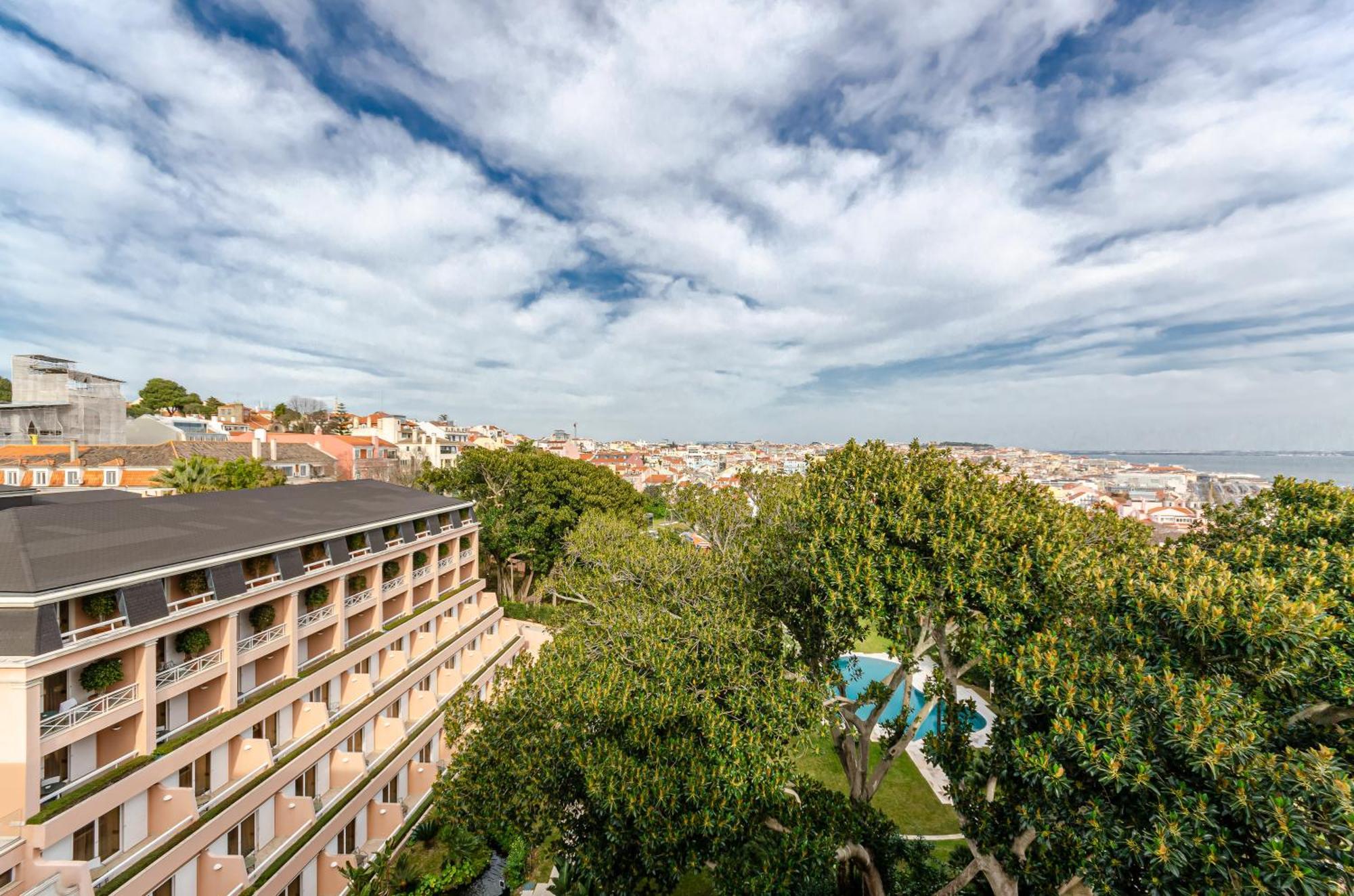 Olissippo Lapa Palace - The Leading Hotels Of The World Лиссабон Экстерьер фото